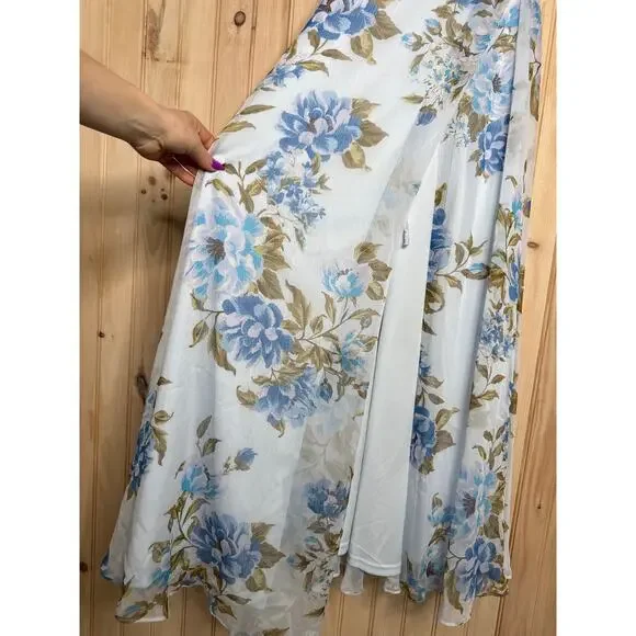 NWT Lulus Oh-So Romantic Pale Blue Floral Print Sleeveless Wrap Maxi Dress Sz S - Picture 7 of 9